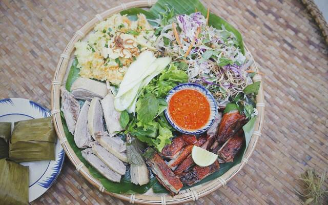 Quán Ăn Hùng Vịt Cầu Dứa - Hàn Thuyên