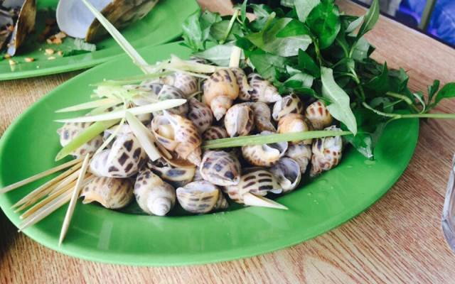 Quán Ăn Hương Hà Nội - Cơm, Phở & Hải Sản Tươi Sống