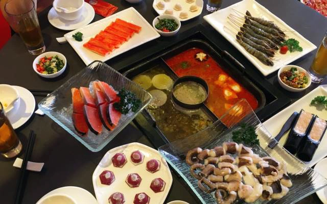 Nhà Hàng Hutong - Hot Pot Paradise - Times City