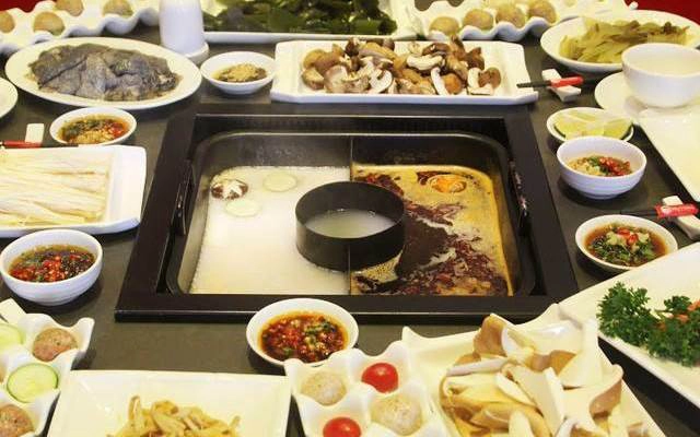 Nhà Hàng Hutong - Hot Pot Paradise - Trần Duy Hưng