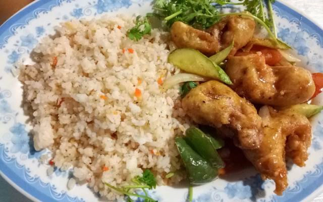 Quán Ăn Huy Hoàng - Cơm Chiên & Hủ Tiếu Xào