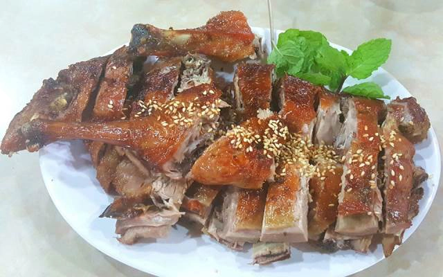 Quán Ăn Huyền Vịt Quán - Vịt Cỏ Vân Đình - Bạch Đằng