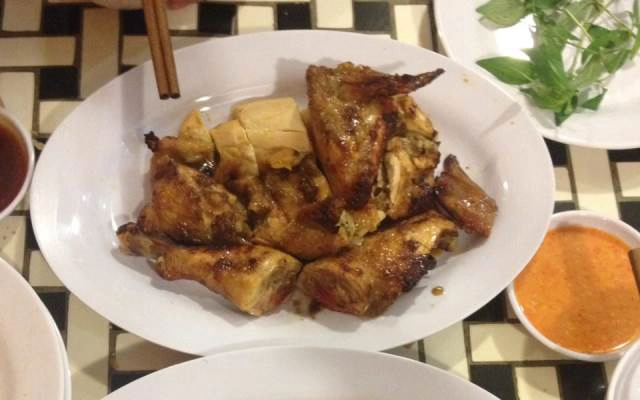 Quán Ăn Huỳnh Gia - Gà Nướng