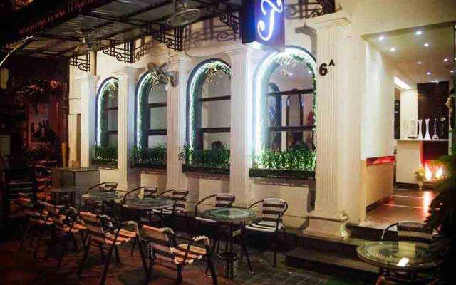 J Lounge & Café - Phạm Sư Mạnh