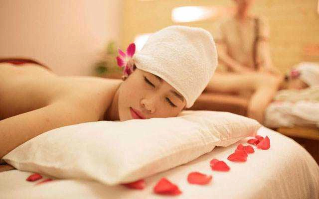Jenny & Richie Spa