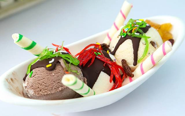 Quán Ăn Kem Bud's & Bánh Tráng Phơi Sương - Vincom Plaza