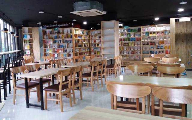 Không Gian Văn Hóa Đông Tây - Biblio Coffee & Books - Chùa Bộc