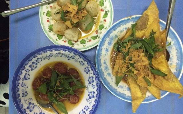Quán Ăn Khu Ăn Vặt Cao Thắng - Bàn Cờ