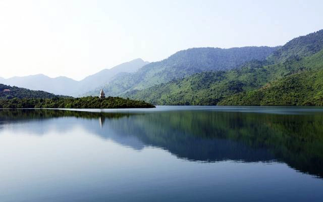 Khu Du Lịch Hồ Truồi