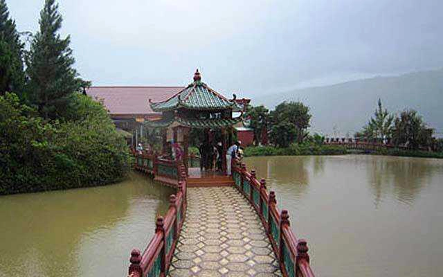 Khu Du Lịch Trúc Lâm Viên