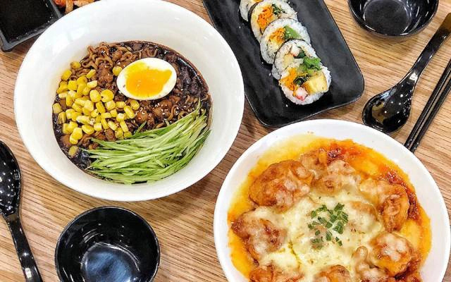 Quán Ăn Kimbap Hoàng Tử - Món Hàn Quốc - Lê Văn Sỹ