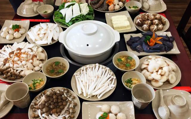 Quán Ăn King Mushroom - Vua Lẩu Nấm Thiên Nhiên - Lê Đức Thọ