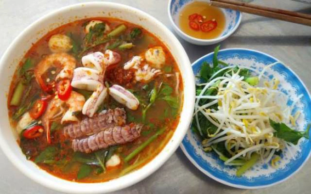 Quán Ăn KungFu Tomyum - Bún Thái & Bún Cari Gà