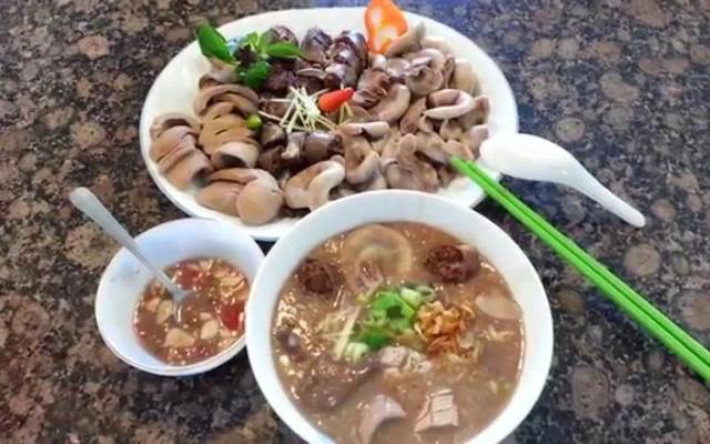 Quán Ăn Kỳ Phú - Cháo Lòng, Tiết Canh & Lòng Lợn