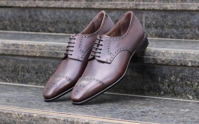 L'amant Shoemaker - Hoàng Hoa Thám