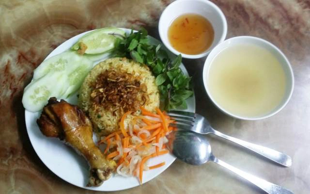 Quán Ăn Lâm Còi - Cơm Gà