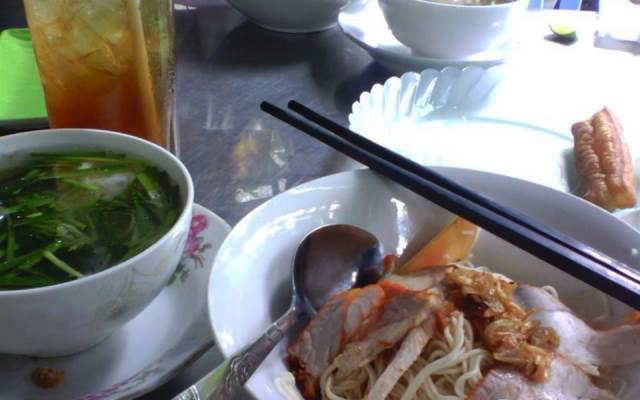 Quán Ăn Lam Sơn Hà Nội - Mỳ sủi cảo
