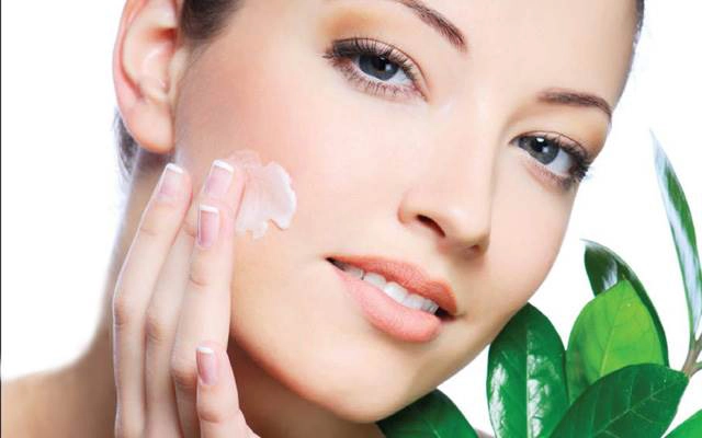Lan Anh Mỹ Viện - Huỳnh Tấn Phát