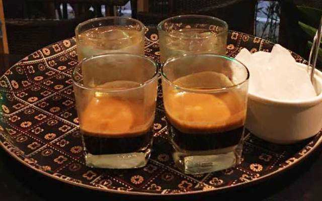 Lan Thành - Cafe Nhạc Cổ
