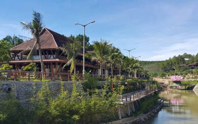 Làng Văn Hóa Và Ẩm Thực Về Nguồn