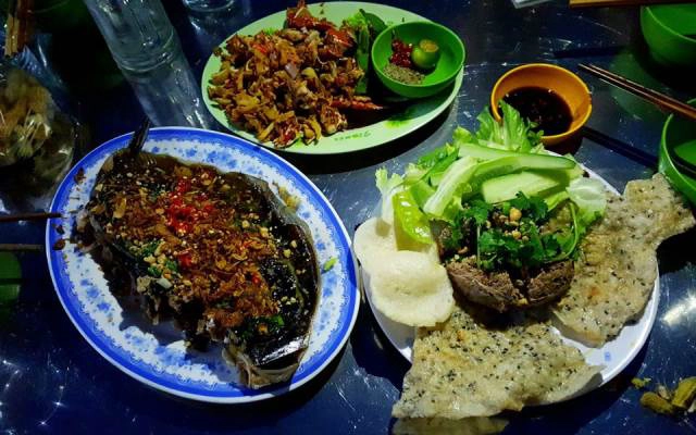 Quán Ăn Lẩu Ánh Tuyết