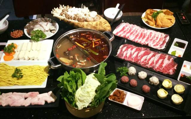 Nhà Hàng Lẩu Ba Lý - Hong Kong Cuisine - Vincom Center Phạm Ngọc Thạch