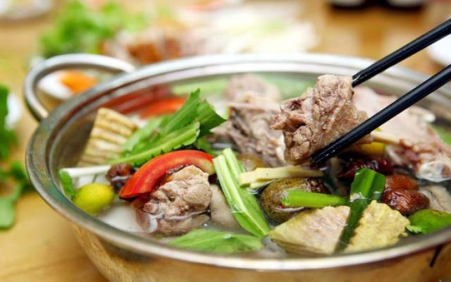 Quán Ăn Lẩu Bảy Dũng - TT Phương Mai