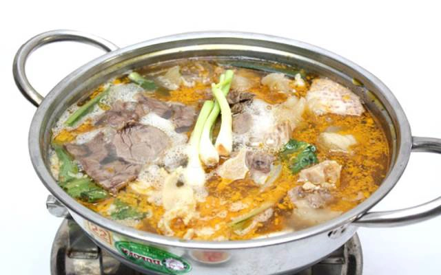 Quán Ăn Lẩu Bò 651