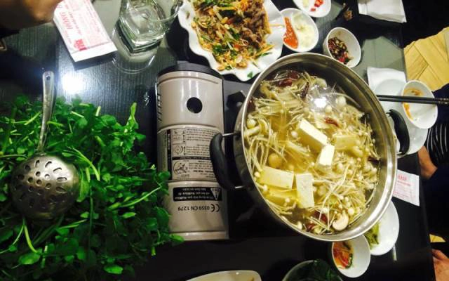 Quán Ăn Lẩu Bò Cây Xoài