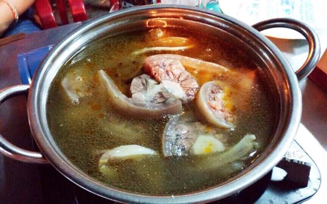 Quán Ăn Lẩu Bò - Hoàng Văn Thụ