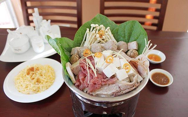 Quán Ăn Lẩu Bò Năm Thái