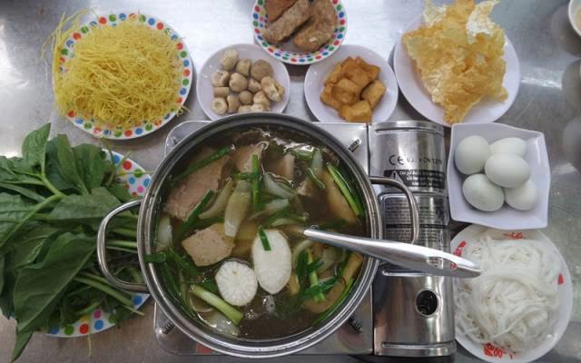 Quán Ăn Lẩu Bò