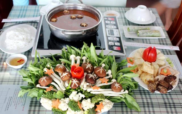 Quán Ăn Lẩu Chay & Cafe Sinh Tố Việt