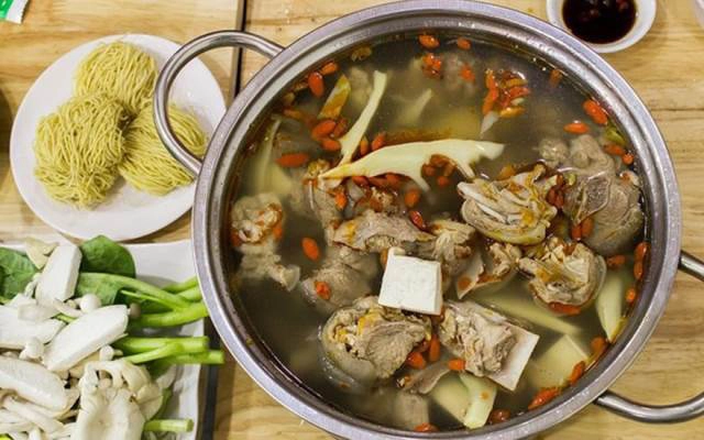 Quán Ăn Lẩu Dê Bình Dương - Đường Số 27