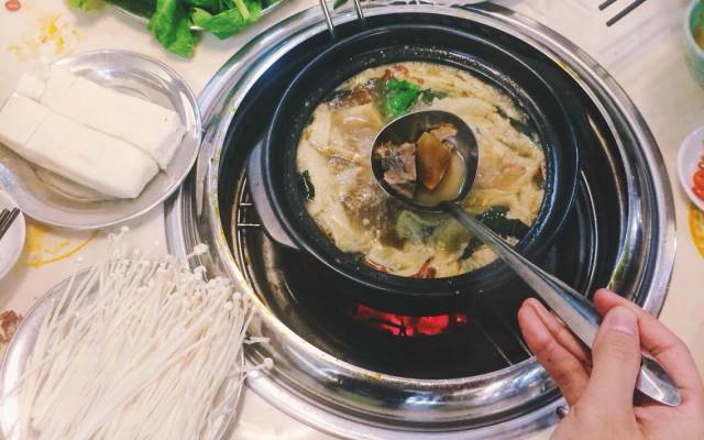 Quán Ăn Lẩu Dê Nhất Ly - 15 Hàng Cót