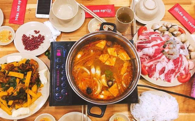 Quán Ăn Lẩu Đức Trọc - Dịch Vọng Hậu