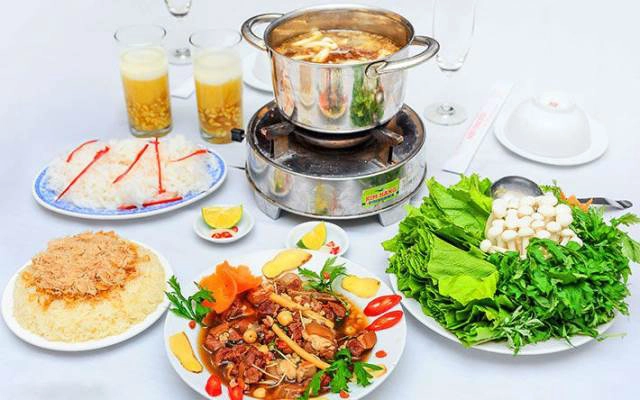 Quán Ăn Lẩu Đuôi Bò - Lò Đúc