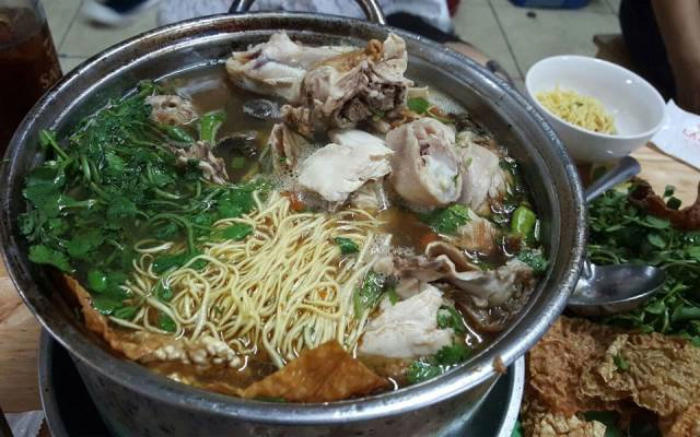 Quán Ăn Lẩu Gà Ớt Hiểm 109 - Đinh Tiên Hoàng