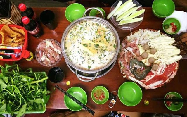 Quán Ăn Lẩu Mẹt Thái Lan
