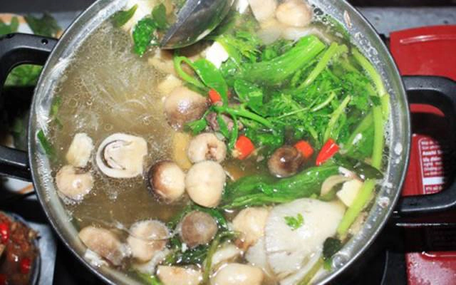 Quán Ăn Lẩu Nấm Oiisi - Thống Nhất