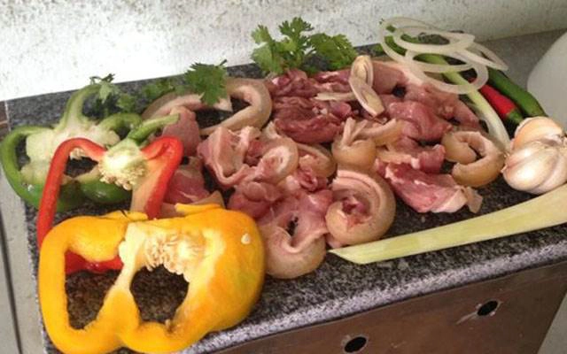 Quán Ăn Lẩu Nướng Cô Lý  - Tiểu La