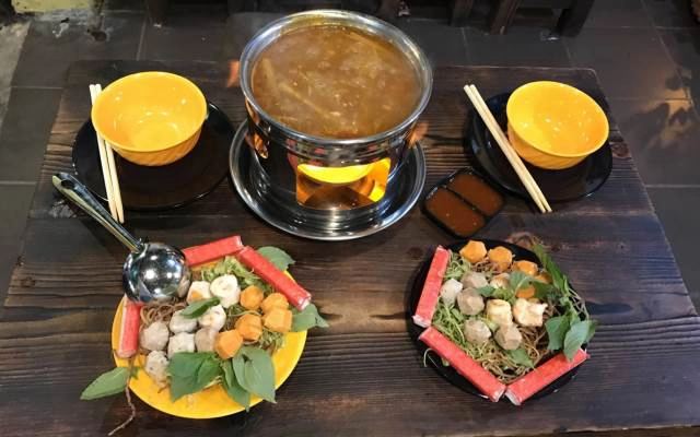 Quán Ăn Lẩu Tomyum & Xiên Que