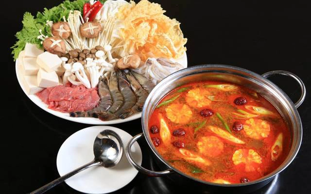 Quán Ăn Lẩu Tứ Xuyên - Savico Long Biên