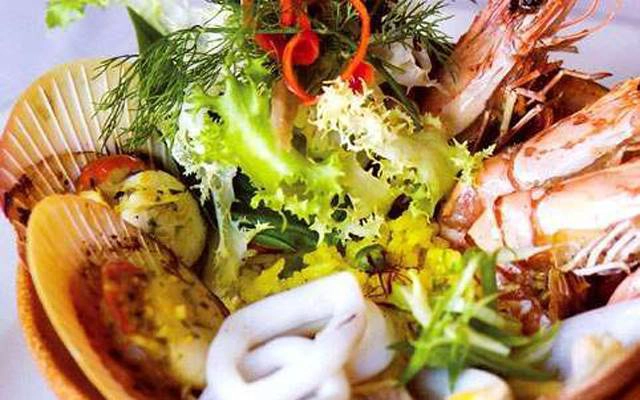 Nhà Hàng Lên Rừng Xuống Biển