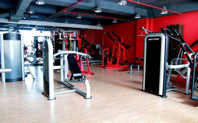 Life Fitness & Yoga - Quận 7