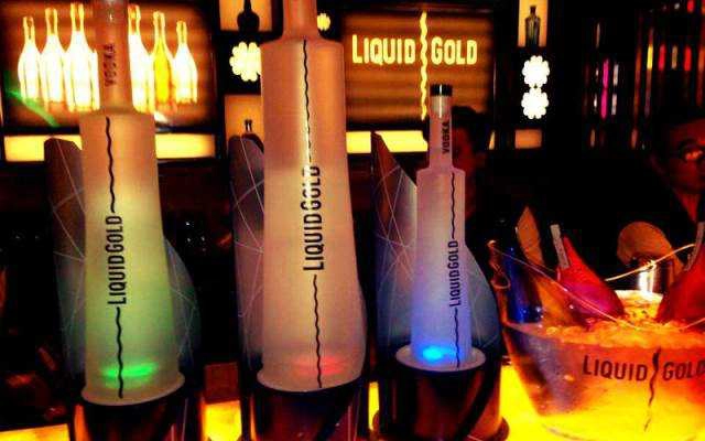 Liquid Sky Bar - Renaissance Riverside Hotel