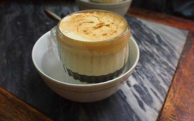Living Well - Bakery & Cafe