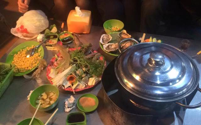 Quán Ăn Lợi Lợi - Bún Bò Huế & Lẩu Hải Sản
