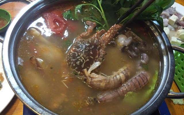 Quán Ăn Long Biên Hội Quán - Lẩu & Nướng Đủ Món