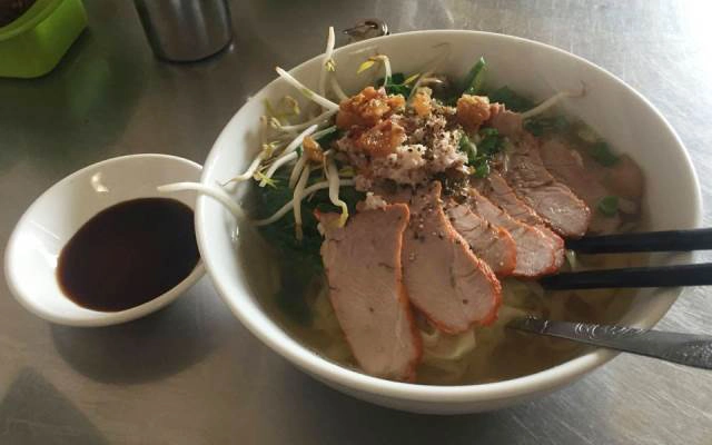 Quán Ăn Lư Gia - Hủ Tiếu Mì & Hoành Thánh